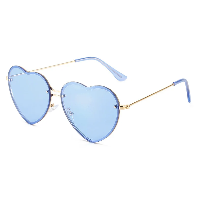 Classic Heart Shaped Sunglasses - Image 10