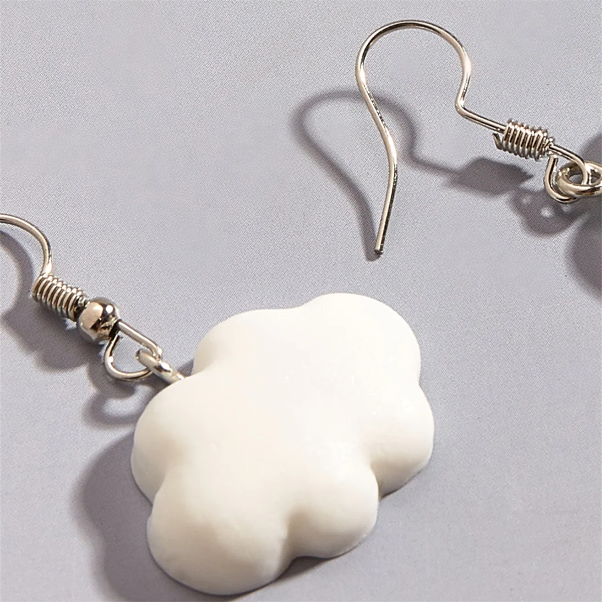 Kawaii Soft Girl Cute Cloud Earrings - Image 12
