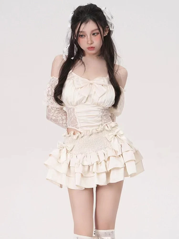 Vintage Dollette White Top - Image 4