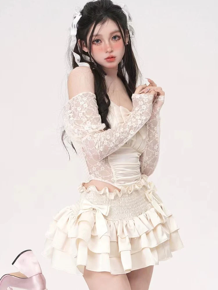 Vintage Dollette White Top - Image 8