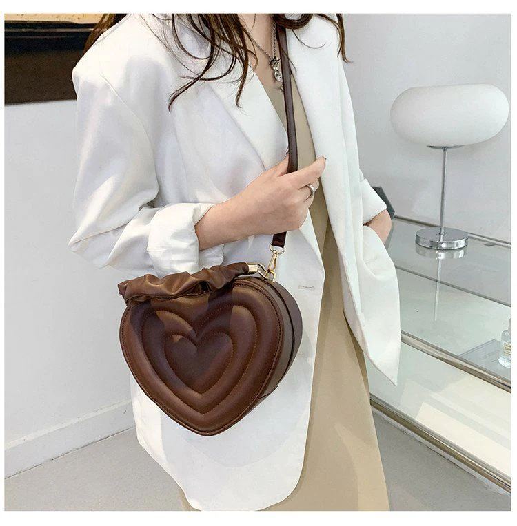Y2K Aesthetic Retro Vintage Heart Shoulder Bag - Image 20
