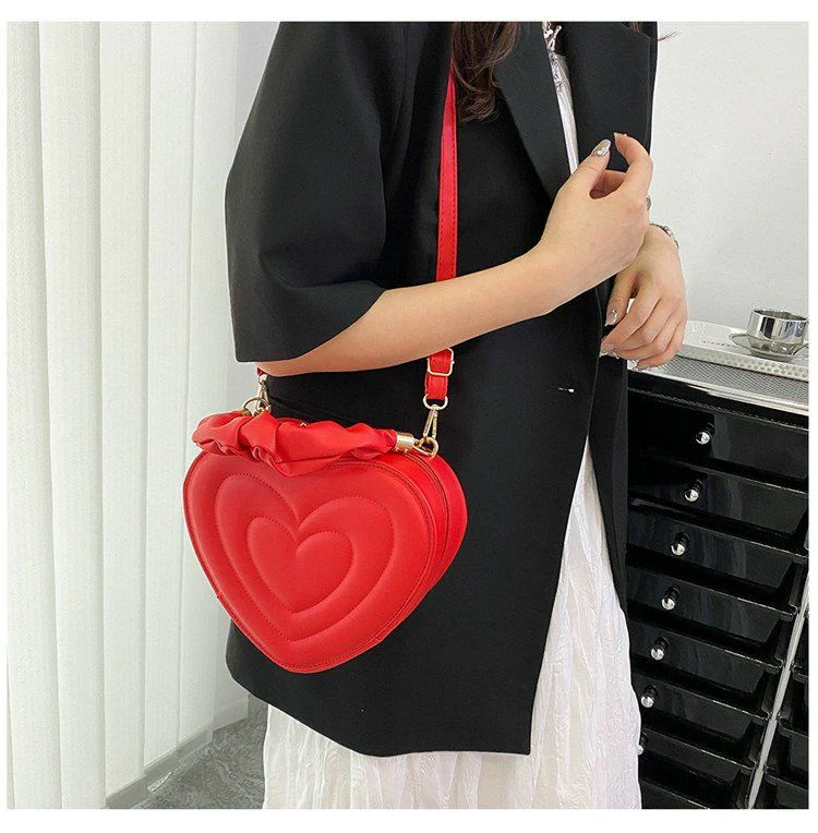 Y2K Aesthetic Retro Vintage Heart Shoulder Bag - Image 23
