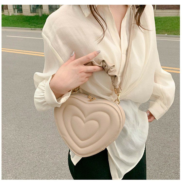 Y2K Aesthetic Retro Vintage Heart Shoulder Bag - Image 37